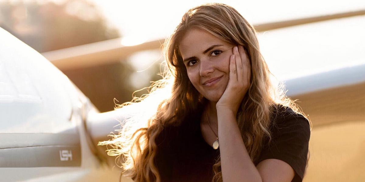 JuIia Steinle: Influencerin, Segelflugpilotin & Fotografie – sie fliegt ihren eigenen Weg!